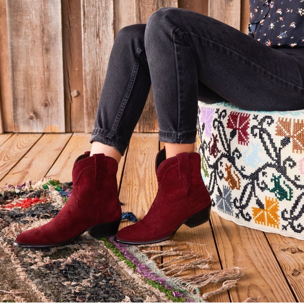 Tecovas Paige Burgundy Suede Ankle Boots